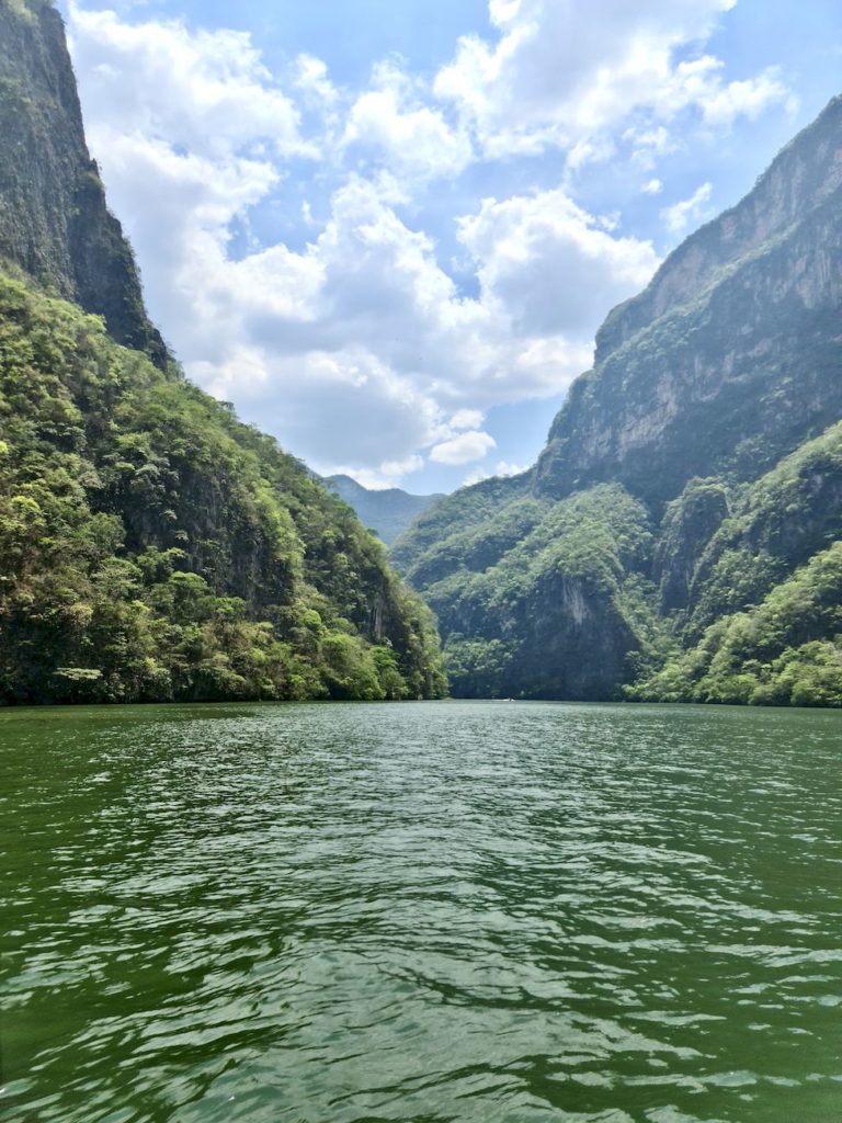 Kanion Sumidero w Meksyku.