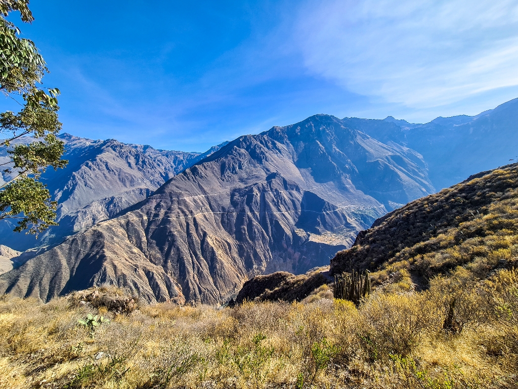 Trekking na własną rękę w Kanionie Colca - góry 