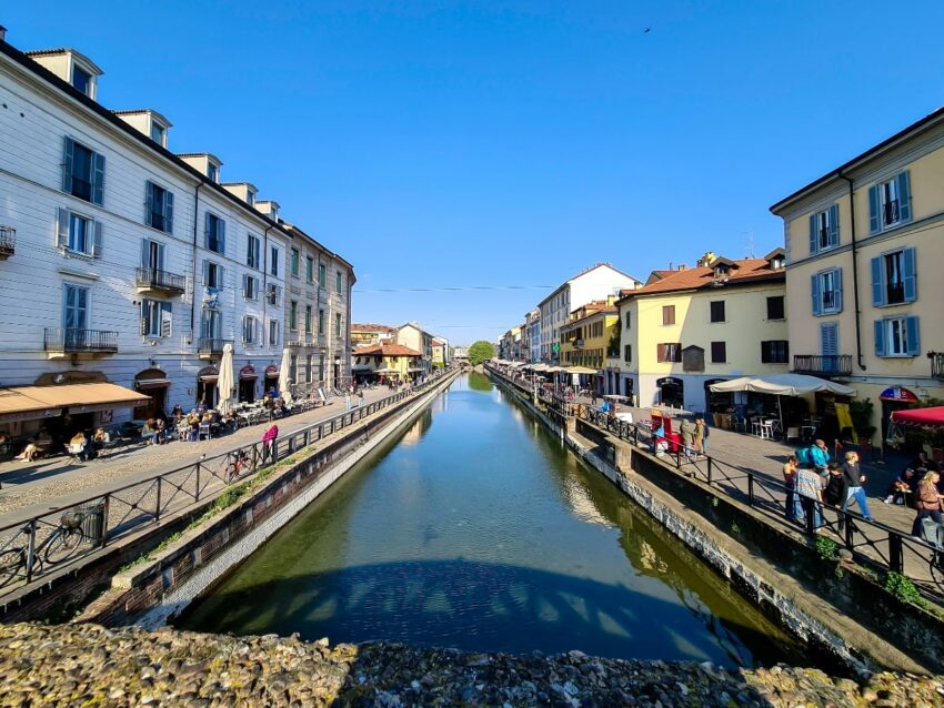 Kanał Naviglio Mediolan