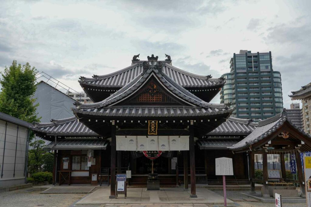 Shitennoji temple.