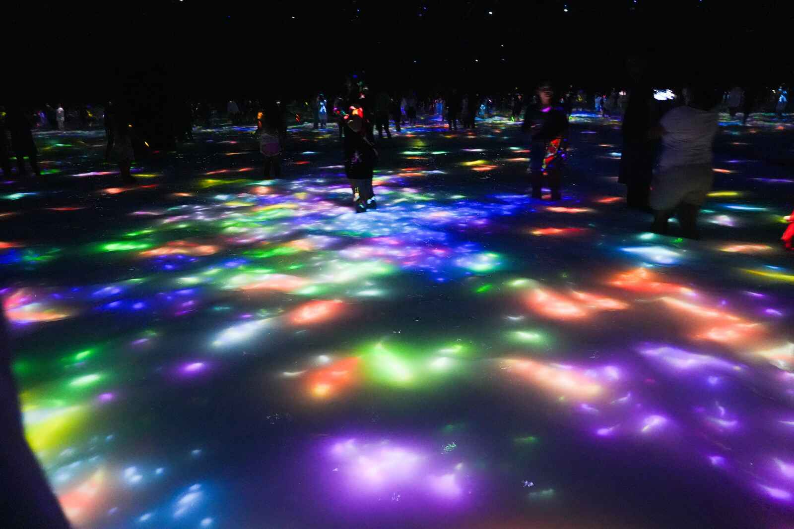 TeamLab Planets Tokio - niesamowite cyfrowe muzeum • mangobackpack