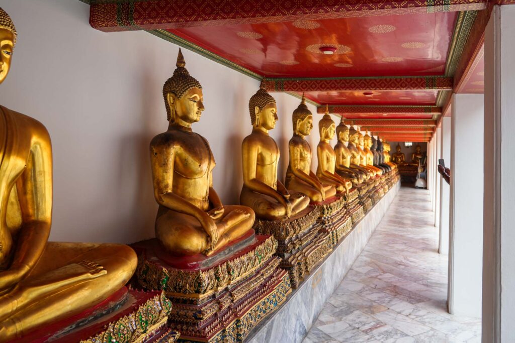 Świątynia Wat Pho w Bangkoku.